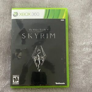 The Elder Scrolls V: Skyrim for Xbox 360 - Black